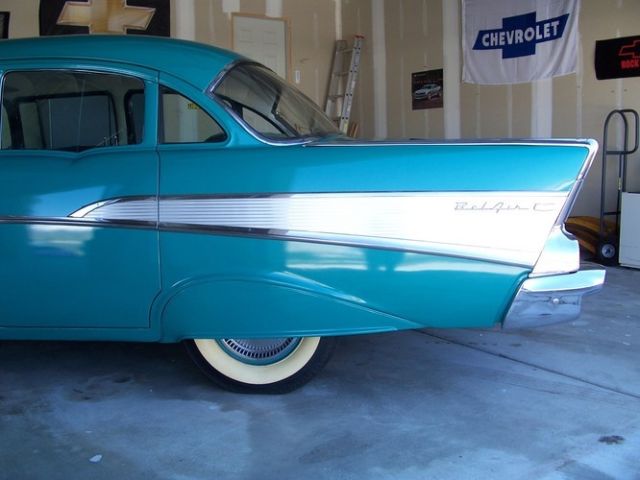 1957 Green Chevrolet Bel Air/150/210 Sedan