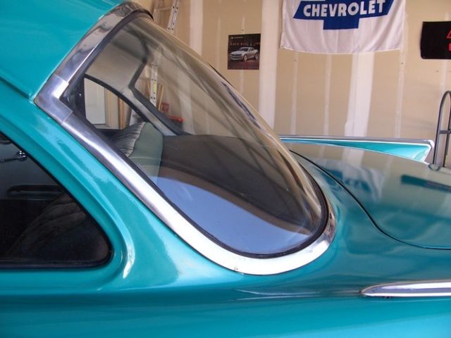 1957 Green Chevrolet Bel Air/150/210 Sedan