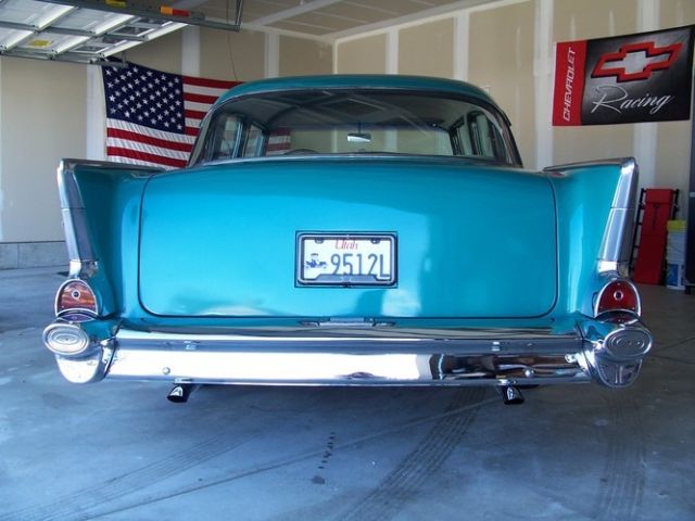 1957 Green Chevrolet Bel Air/150/210 Sedan
