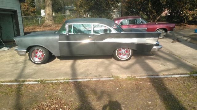 1957 Primer Chevrolet Bel Air/150/210 Coupe