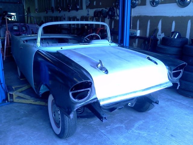 1957 LARKSPUR BLUE Chevrolet Bel Air/150/210 Convertible