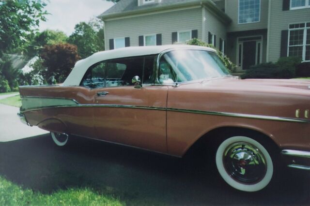 1957 Canyon Coral Chevrolet Bel Air/150/210 Convertible
