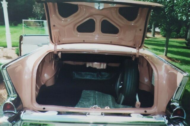 1957 Canyon Coral Chevrolet Bel Air/150/210 Convertible