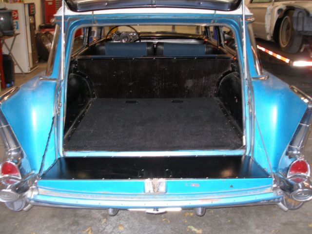 1957 Blue Chevrolet Bel Air/150/210 Wagon