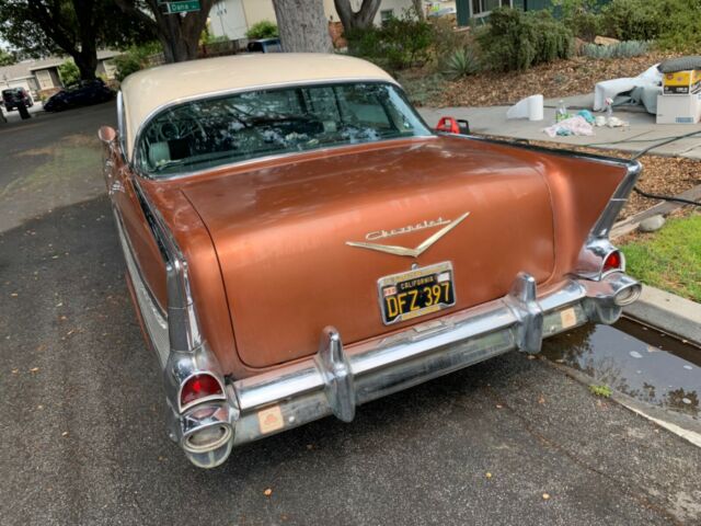 1957 Gold Chevrolet Bel Air/150/210 Hardtop