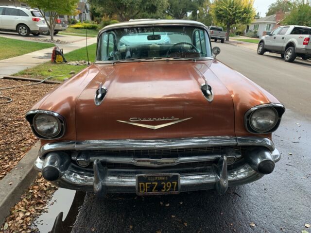 1957 Gold Chevrolet Bel Air/150/210 Hardtop