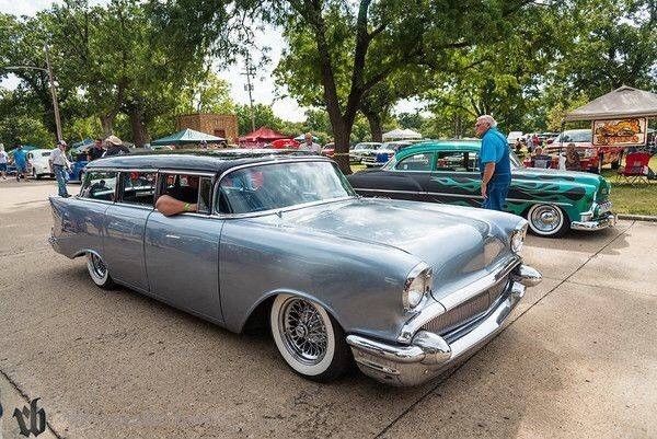 1957 Silver and black Chevrolet Bel Air/150/210 Wagon