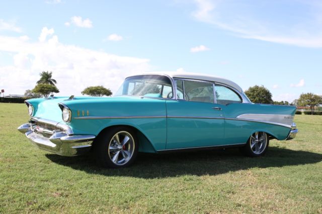 1957 TURQUOISE Chevrolet Bel Air/150/210