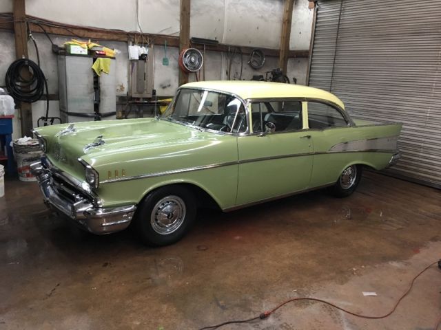 1957 Chevrolet Bel Air/150/210 Sedan