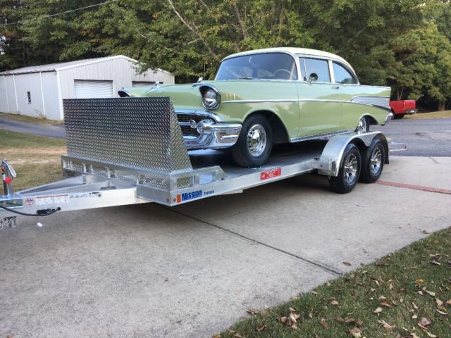1957 Chevrolet Bel Air/150/210 Sedan
