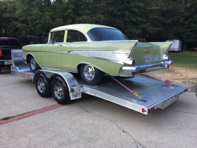 1957 Chevrolet Bel Air/150/210 Sedan