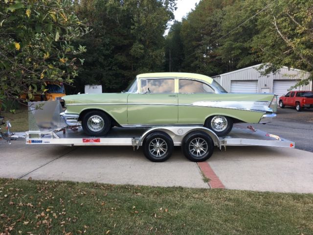 1957 Chevrolet Bel Air/150/210 Sedan