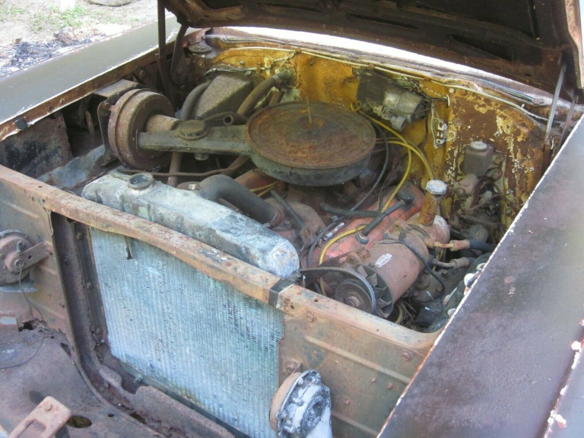 1957 White Chevrolet Bel Air/150/210 Wagon