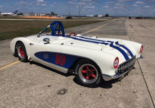 1957 White Chevrolet Corvette Convertible