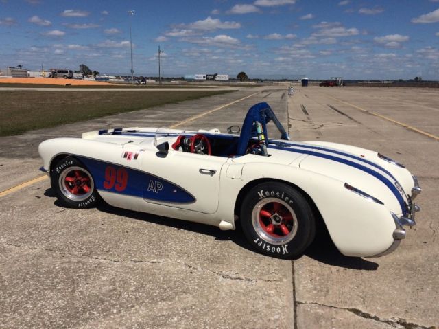 1957 White Chevrolet Corvette Convertible
