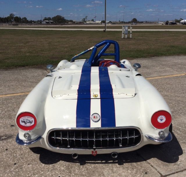 1957 White Chevrolet Corvette Convertible