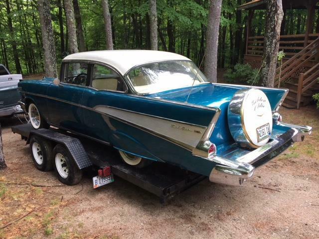 1957 Blue Chevrolet Bel Air/150/210 Sedan
