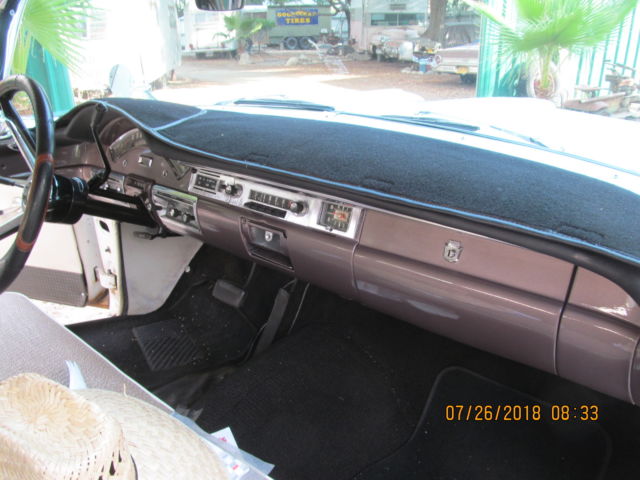 1957 TAN & WHITE Ford 4DR COUNTRY WAGON Wagon