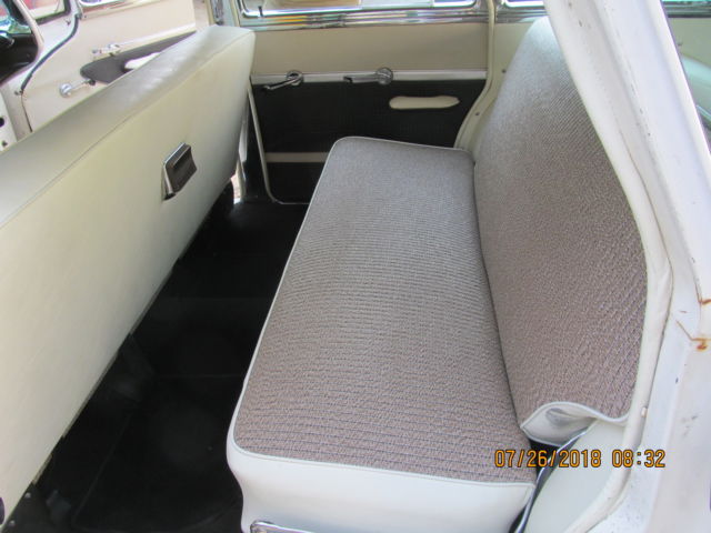 1957 TAN & WHITE Ford 4DR COUNTRY WAGON Wagon