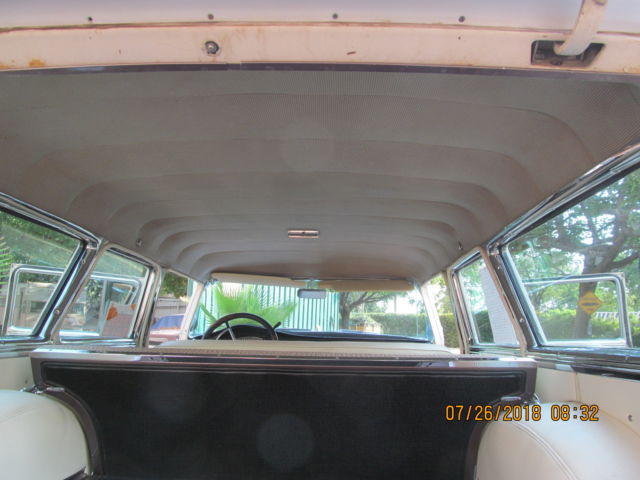 1957 TAN & WHITE Ford 4DR COUNTRY WAGON Wagon