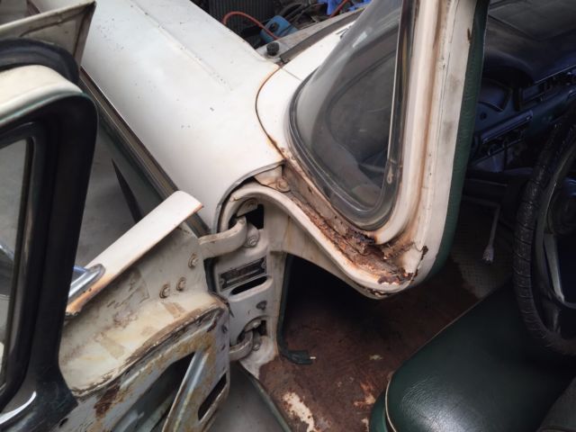 1957 green/white Ford Other Wagon