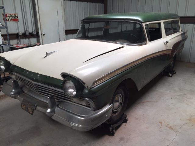 1957 green/white Ford Other Wagon