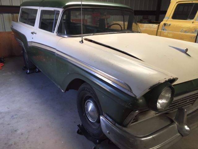 1957 green/white Ford Other Wagon