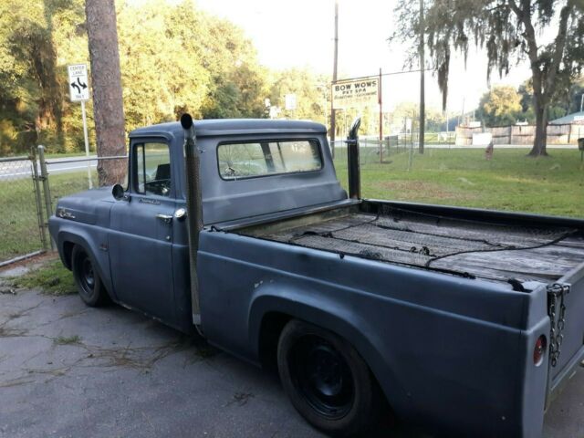 1957 Ford F-100