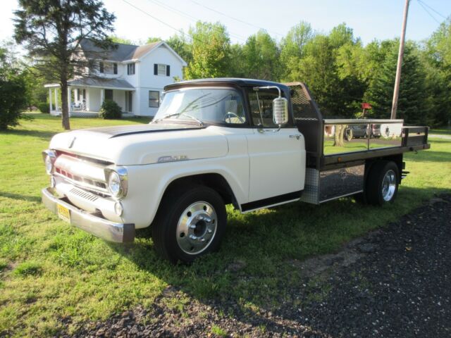 1957 Brown and Cream Ford F-500