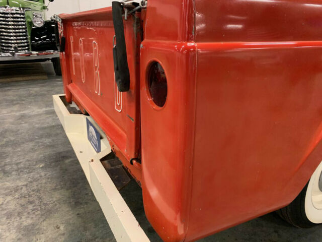 1957 Orange Ford F-100