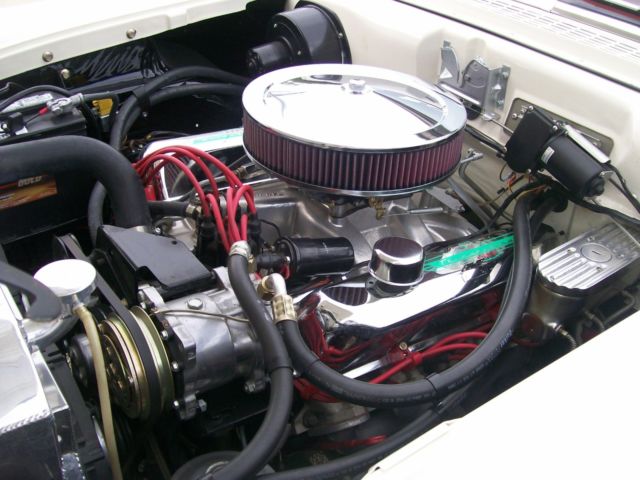 1957 Red Ford fairlane 500 Coupe