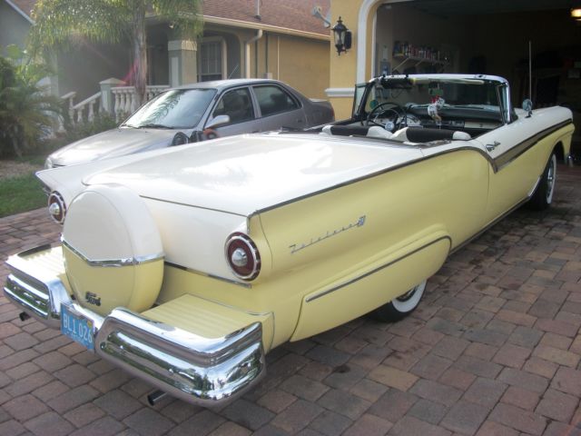 1957 Yellow/White Ford Fairlane Convertible