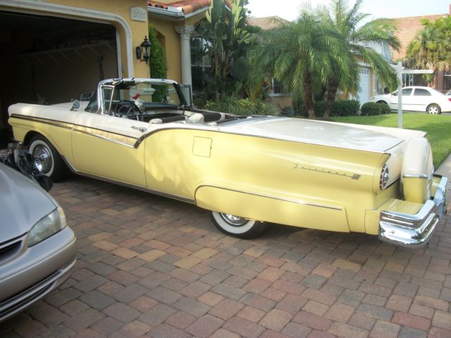 1957 Yellow/White Ford Fairlane Convertible