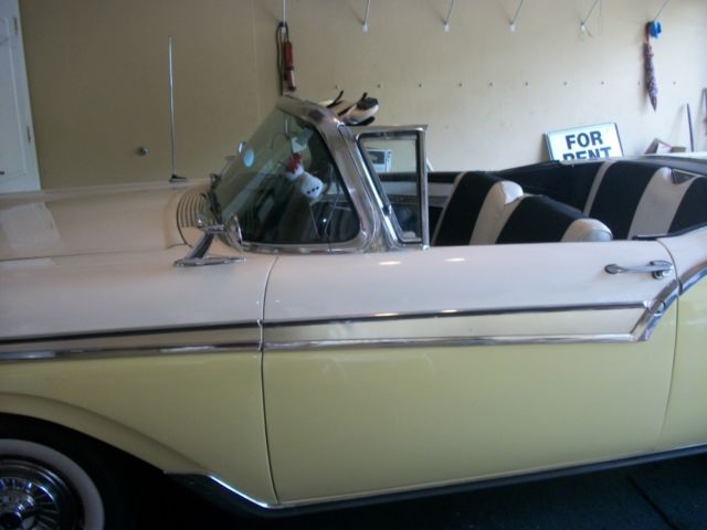 1957 Yellow/White Ford Fairlane Convertible