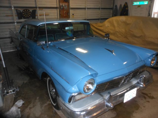 1957 Ford Fairlane sedan