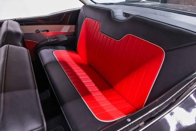 1957 -- Ford Fairlane --