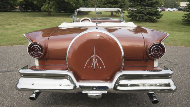 1957 -- Ford Other Convertible