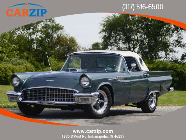 1957 MOSS Ford Thunderbird --