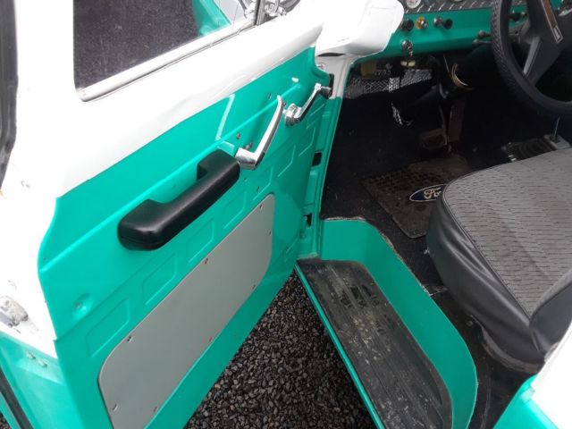 1957 Green and white Ford F-100 Short wide box