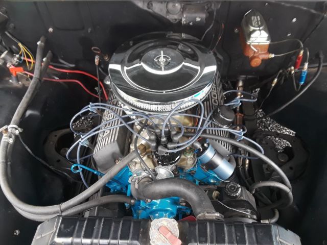 1957 Green and white Ford F-100 Short wide box