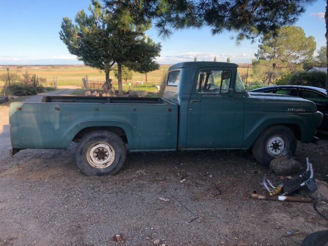 1957 Green Ford F-250 Single cab fleetside