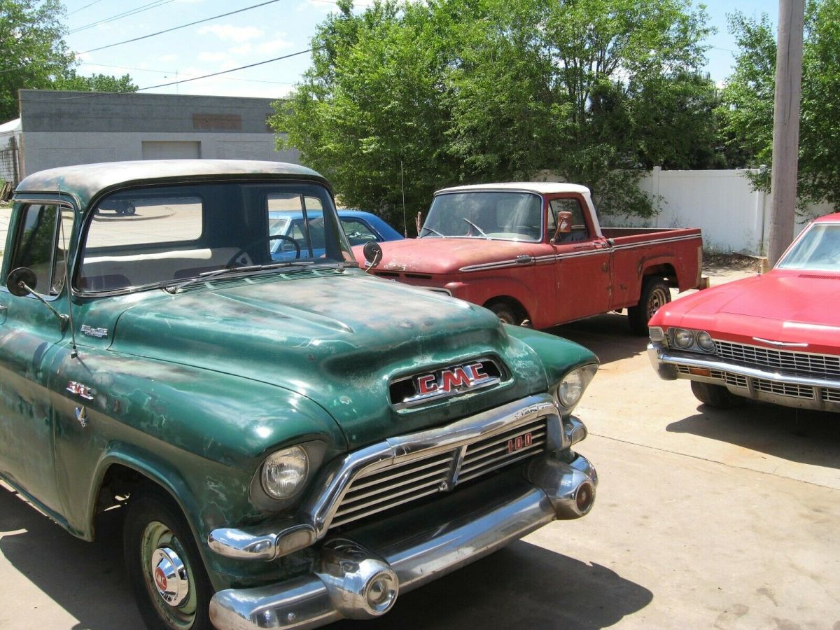 1957 Green GMC GMC FACTORY V8 DELUXE trim Standard Cab Pickup