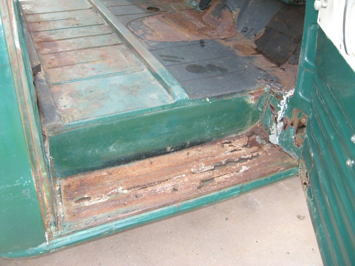 1957 Green GMC GMC FACTORY V8 DELUXE trim Standard Cab Pickup