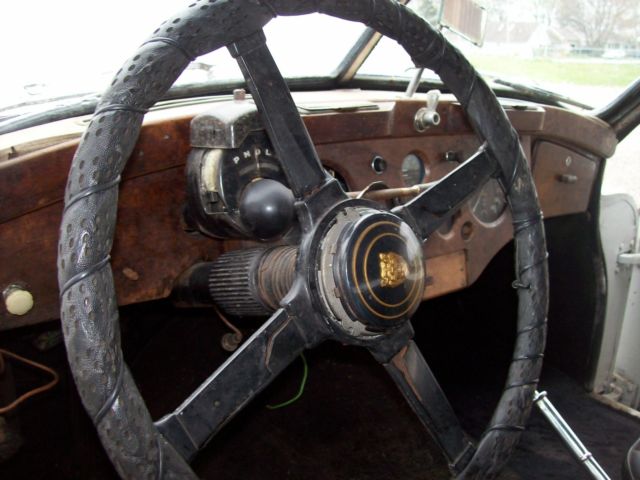 1957 White Jaguar XK COUPE