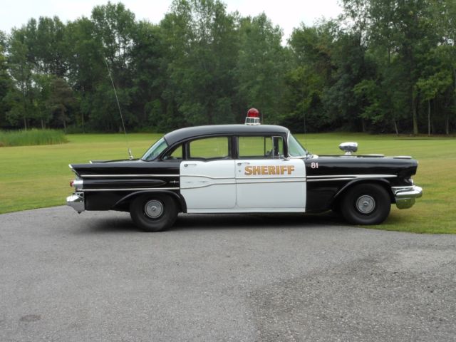 1957 black/white Pontiac Other Sedan