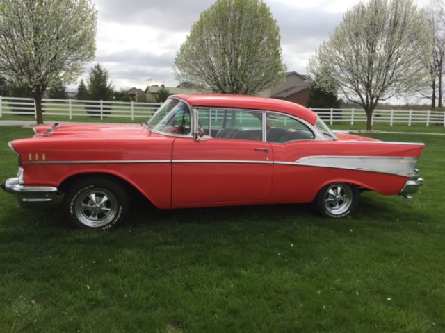 1957 Red and Black Chevrolet Bel Air/150/210 2 Door Hardtop