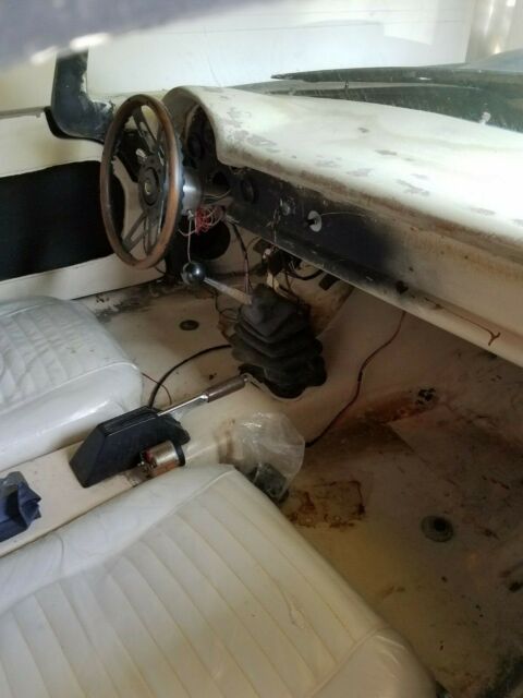 1957 Ford Thunderbird