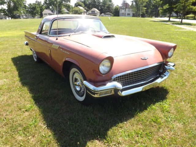 1957 CORAL Ford Thunderbird