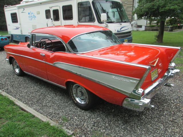 1957 Orange Chevrolet Bel Air/150/210 hardtop