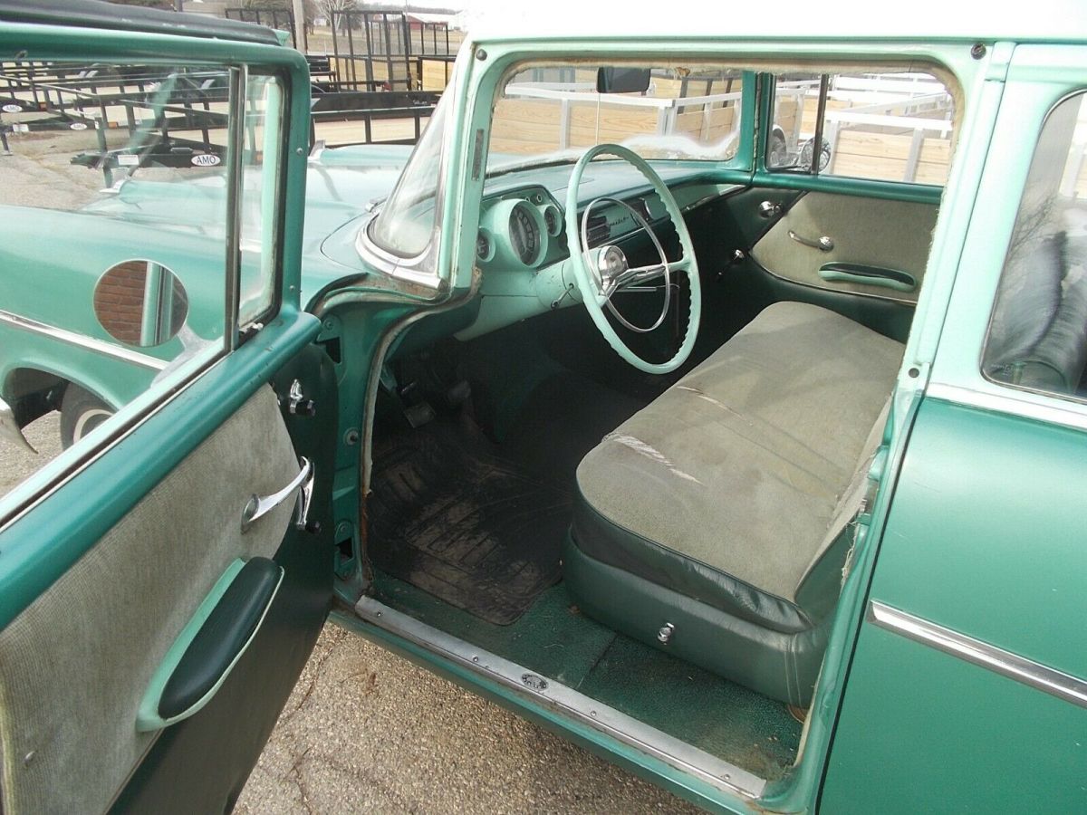 1957 Chevrolet Bel Air/150/210 Sedan